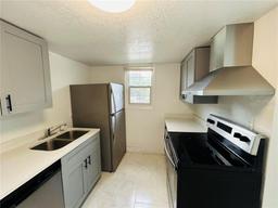 Picture of 2751 L B Mcleod Road Unit 2751, Orlando, FL 32805