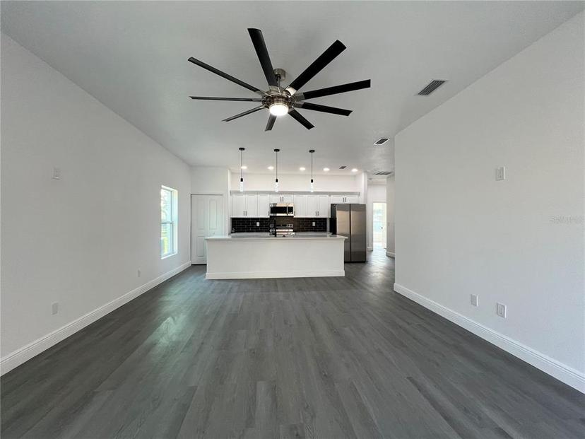 Picture of 955 Redwood Street, Daytona Beach FL 32117