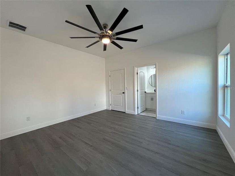 Picture of 955 Redwood Street, Daytona Beach FL 32117