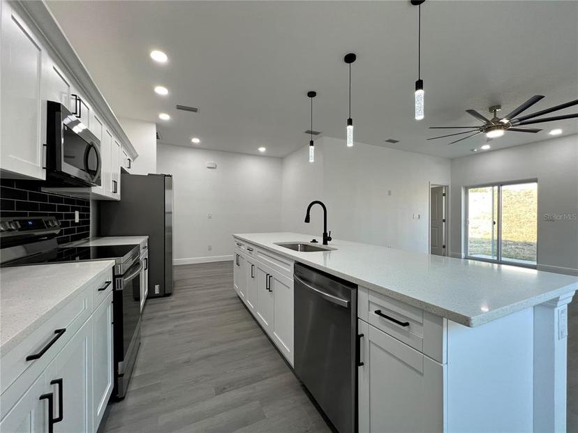 Picture of 955 Redwood Street, Daytona Beach FL 32117