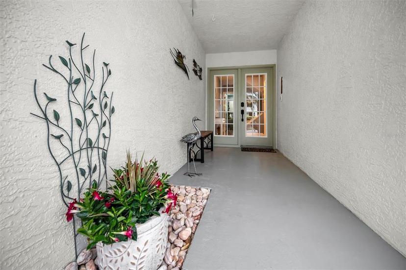 Picture of 538 Walden Court, Dunedin FL 34698