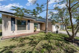 Picture of 712 Hazy Meadow Court, Brandon, FL 33510