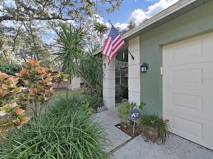 Picture of 507 7Th Avenue Ne, Largo FL 33770