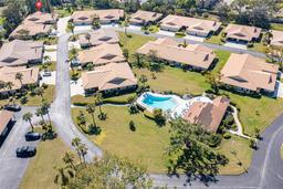 Picture of 7183 Wood Creek Drive Unit 9, Sarasota, FL 34231