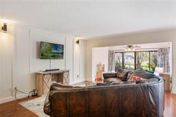 Picture of 643 Woodridge Drive, Fern Park, FL 32730
