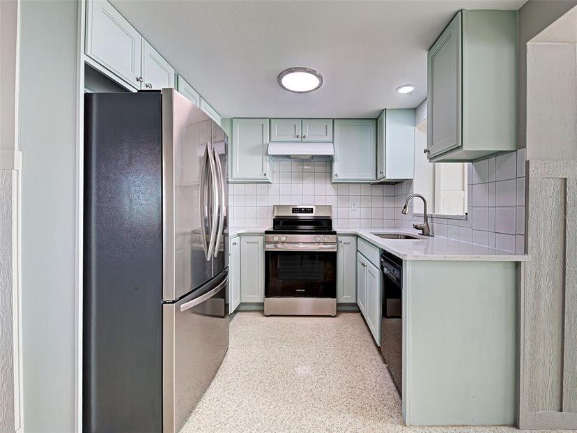 Picture of 315 S Mango Street, Englewood FL 34223