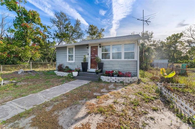 Picture of 1426 Erie Street S, St Petersburg FL 33712