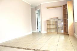 Picture of 12400 Park Boulevard Unit 408, Seminole, FL 33772