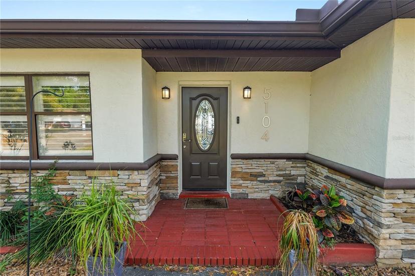 Picture of 5104 Saint Charles Place, Tampa FL 33610