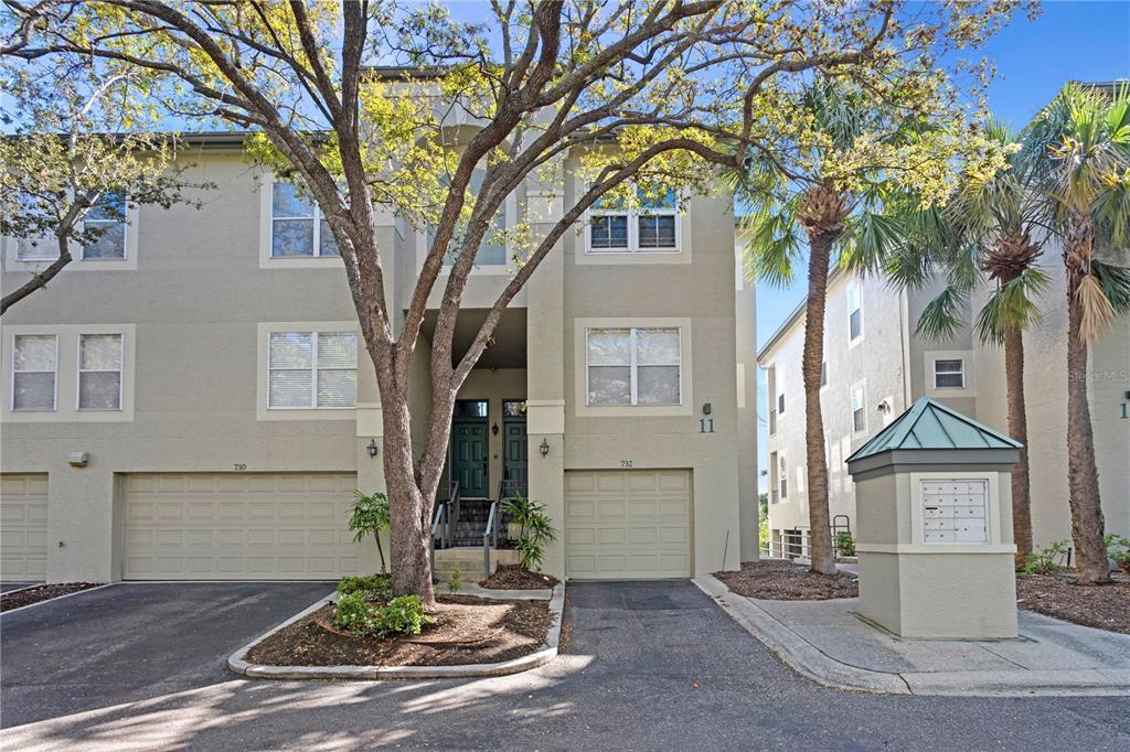 Picture of 732 Coral Reef Drive Unit 732, Tampa, FL 33602
