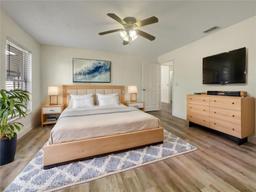 Picture of 3527 65Th Avenue Circle E, Sarasota, FL 34243