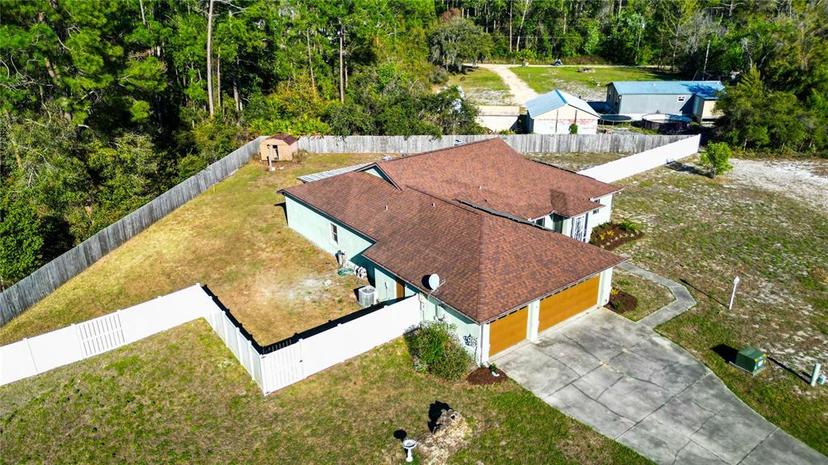 Picture of 11507 Lake Drive, Leesburg FL 34788
