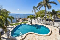 Picture of 100 Driftwood Drive W, Palm Harbor, FL 34683