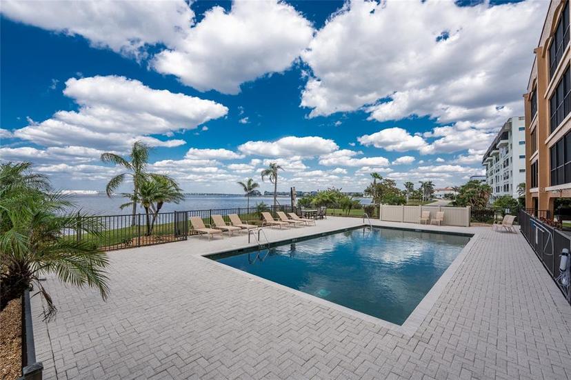 Picture of 1601 Park Beach Circle Unit 114/4, Punta Gorda FL 33950
