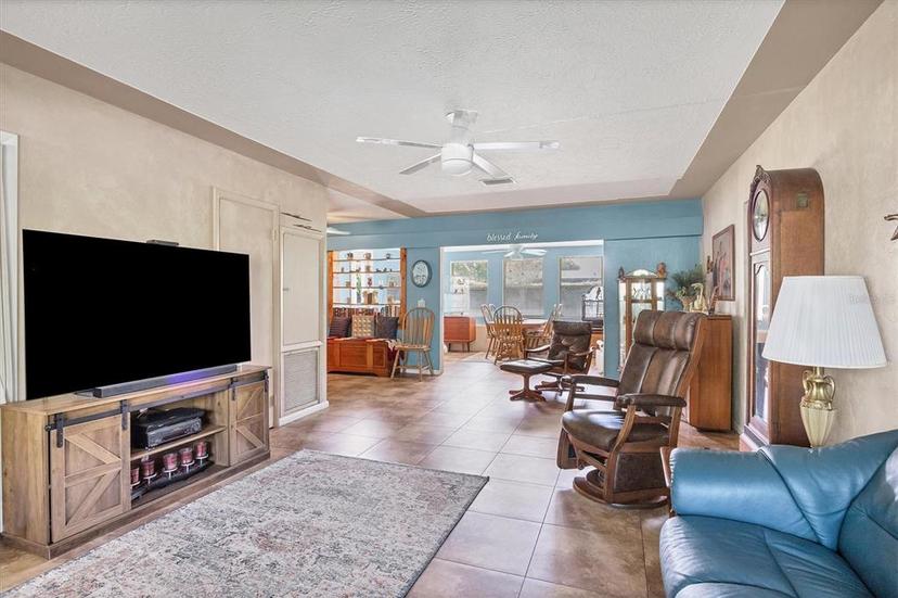 Picture of 2566 Tulip Street, Sarasota FL 34239