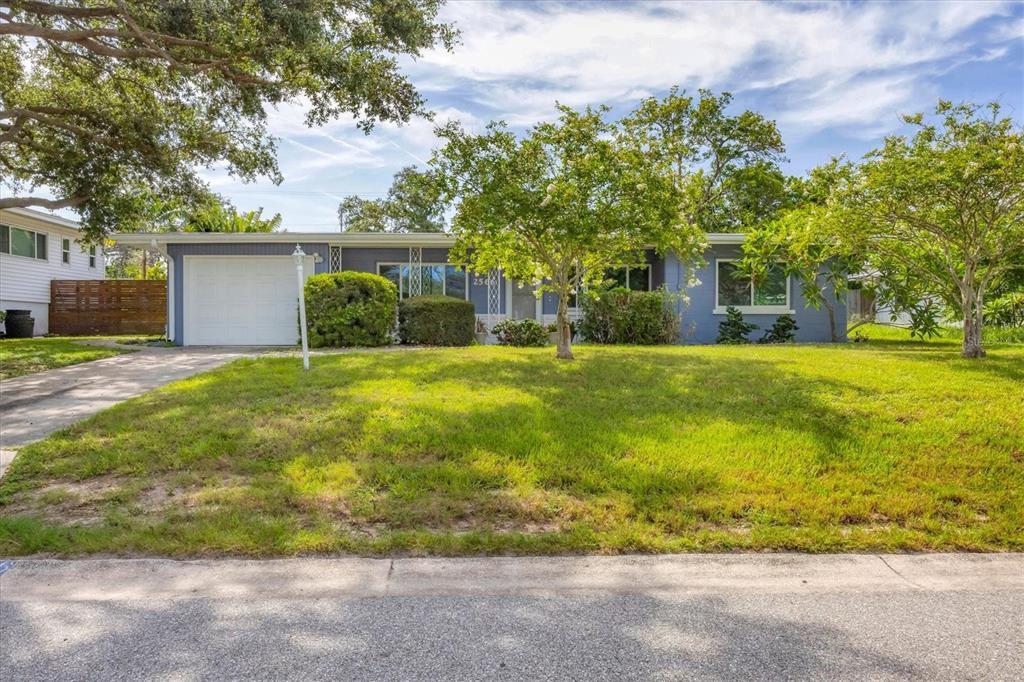 Picture of 2566 Tulip Street, Sarasota, FL 34239