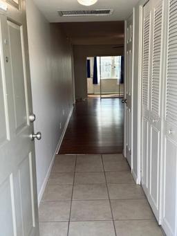Picture of 5720 13Th Avenue N Unit 105B, St Petersburg, FL 33710