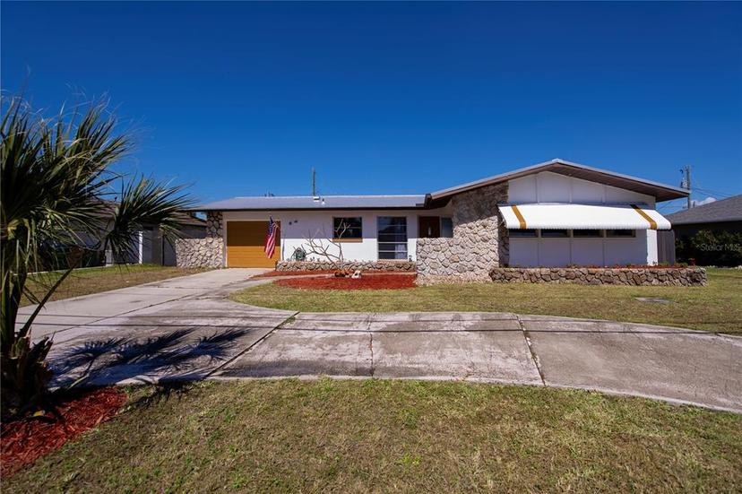 Picture of 4044 Country Club Boulevard, Cape Coral FL 33904