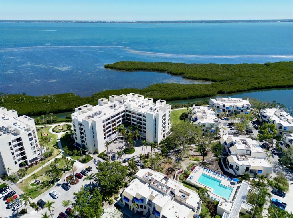 Picture of 1930 Harbourside Drive Unit 136, Longboat Key, FL 34228