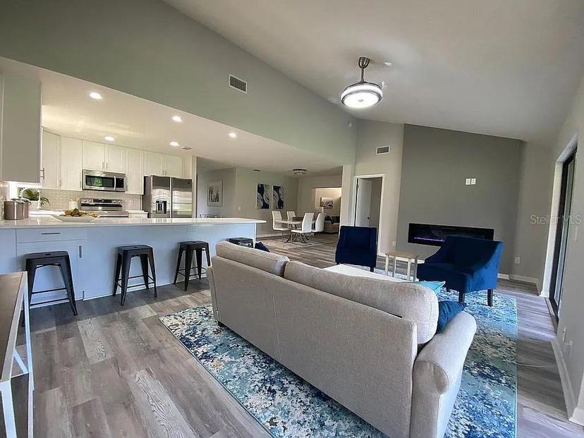 Picture of 692 Augusta Road, Winter Haven FL 33884