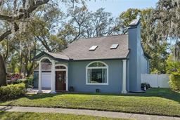 Picture of 14910 Northwood Village Lane, Tampa, FL 33613