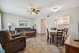 Picture of 2042 Australia Way W Unit 6, Clearwater, FL 33763