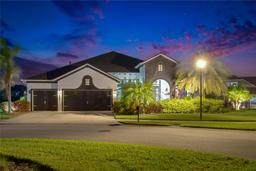 Picture of 6927 Crestpoint Drive, Apollo Beach, FL 33572