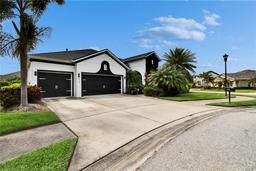 Picture of 6927 Crestpoint Drive, Apollo Beach, FL 33572