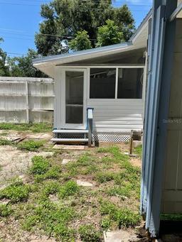 Picture of 38030 Howard Avenue, Dade City, FL 33525