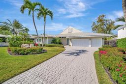 Picture of 1511 N Lake Shore Drive, Sarasota, FL 34231
