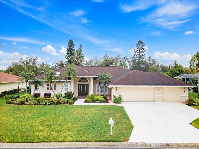 Picture of 5662 Country Lakes Drive, Sarasota FL 34243