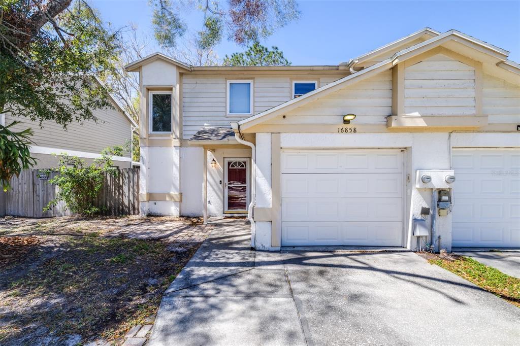Picture of 16858 Le Clare Shores Drive, Tampa, FL 33624