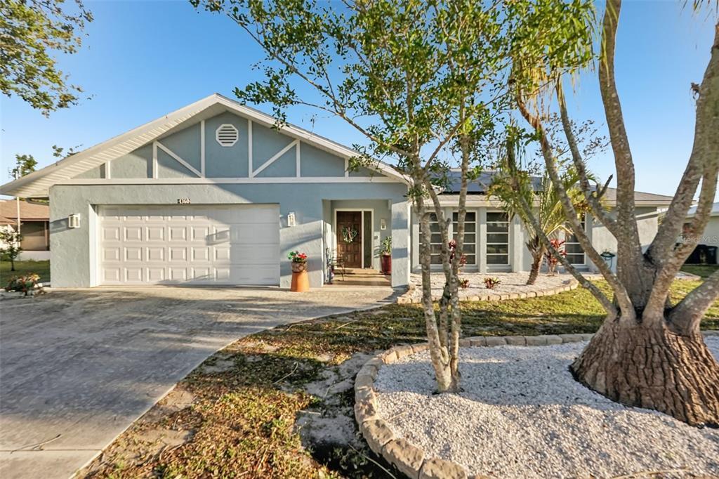 Picture of 1360 Overbrook Road, Englewood, FL 34223
