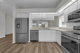 Picture of 5669 Parkview Lake Drive, Orlando, FL 32821
