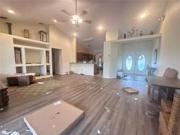 Picture of 123 Breezy Oaks Court, Davenport, FL 33896