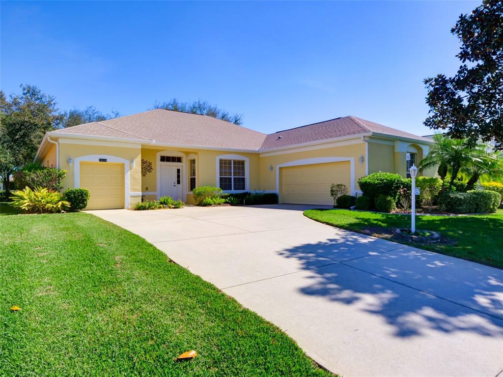Picture of 24104 Robinwood Street, Leesburg, FL 34748