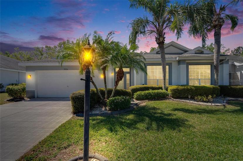 Picture of 1034 Mcdaniel Street Unit 1034, Sun City Center FL 33573