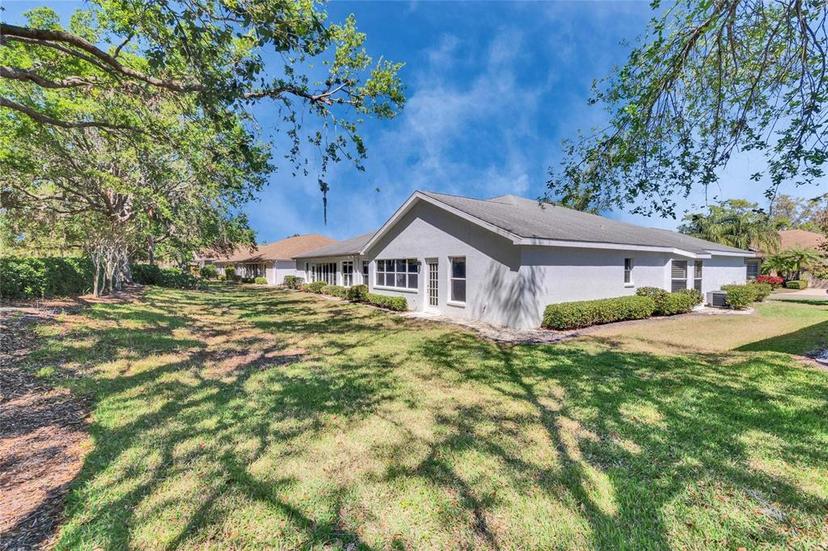 Picture of 1034 Mcdaniel Street Unit 1034, Sun City Center FL 33573