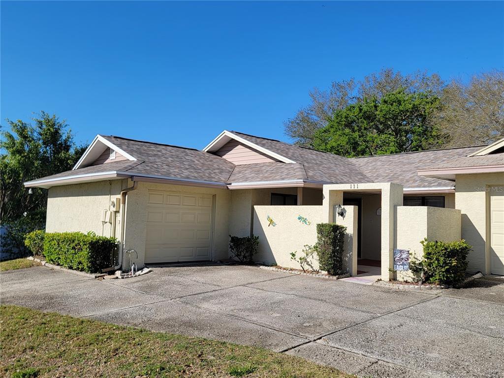 Picture of 111 Lakeside Colony Drive, Tarpon Springs, FL 34689