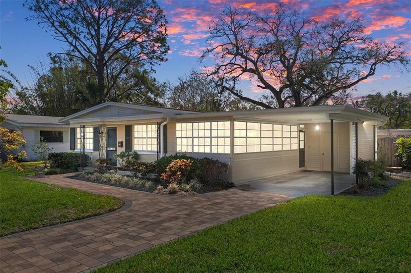 Picture of 4630 W Bay Villa Avenue, Tampa FL 33611