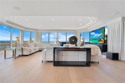 Picture of 4021 Gulf Shore Boulevard N Unit P11, Naples, FL 34103