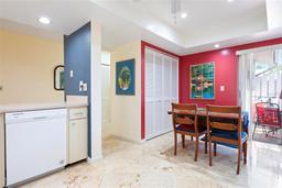 Picture of 3461 Tallywood Circle Unit 7067, Sarasota, FL 34237