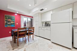 Picture of 3461 Tallywood Circle Unit 7067, Sarasota, FL 34237