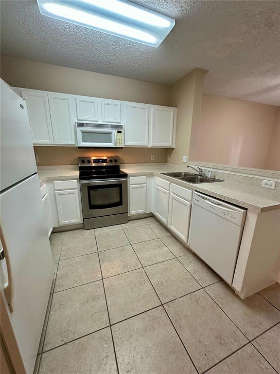 Picture of 6002 Osprey Lake Circle, Riverview FL 33578