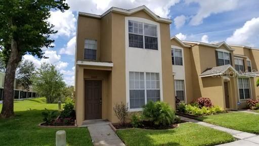 Picture of 6002 Osprey Lake Circle, Riverview, FL 33578
