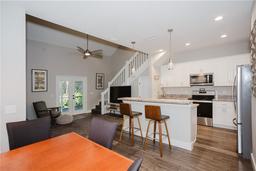Picture of 7386 NW 47Th Way, Gainesville, FL 32653