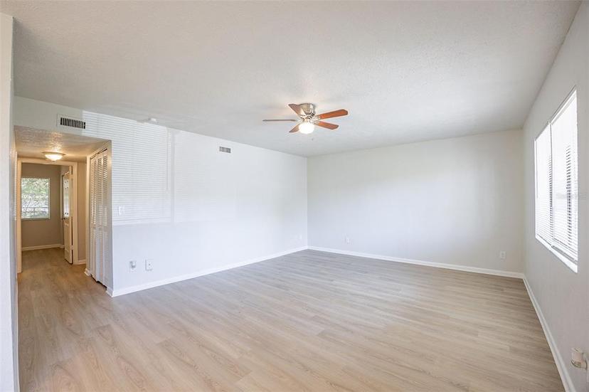 Picture of 4605 Bayshore Drive Unit 6, Naples FL 34112