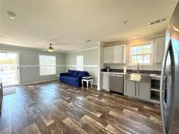 Picture of 105 W Saint Johns Way, Apollo Beach, FL 33572