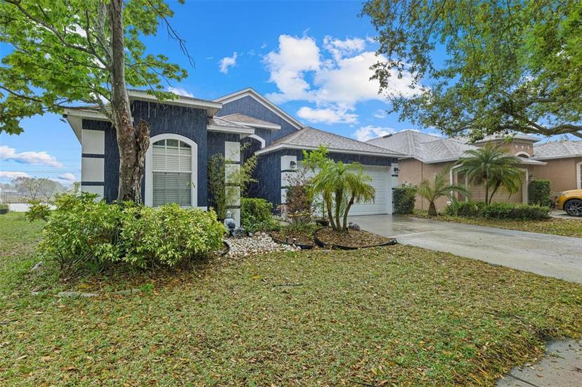 Picture of 8339 Canterbury Lake Boulevard, Tampa FL 33619