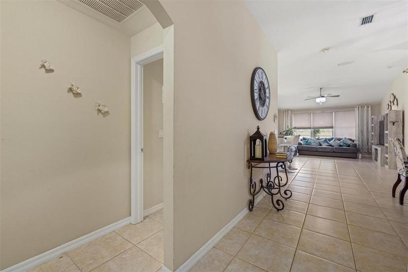 Picture of 8339 Canterbury Lake Boulevard, Tampa FL 33619